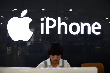 Apple is worried about its Stocks in China, not due to Slowdown but due to Apple’s Business Model