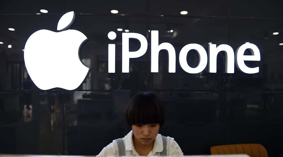 Apple is worried about its Stocks in China, not due to Slowdown but due to Apple’s Business Model
