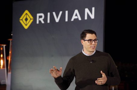 GM and Amazon Mulling Investment in Electric Pick Up Truck Company Rivian